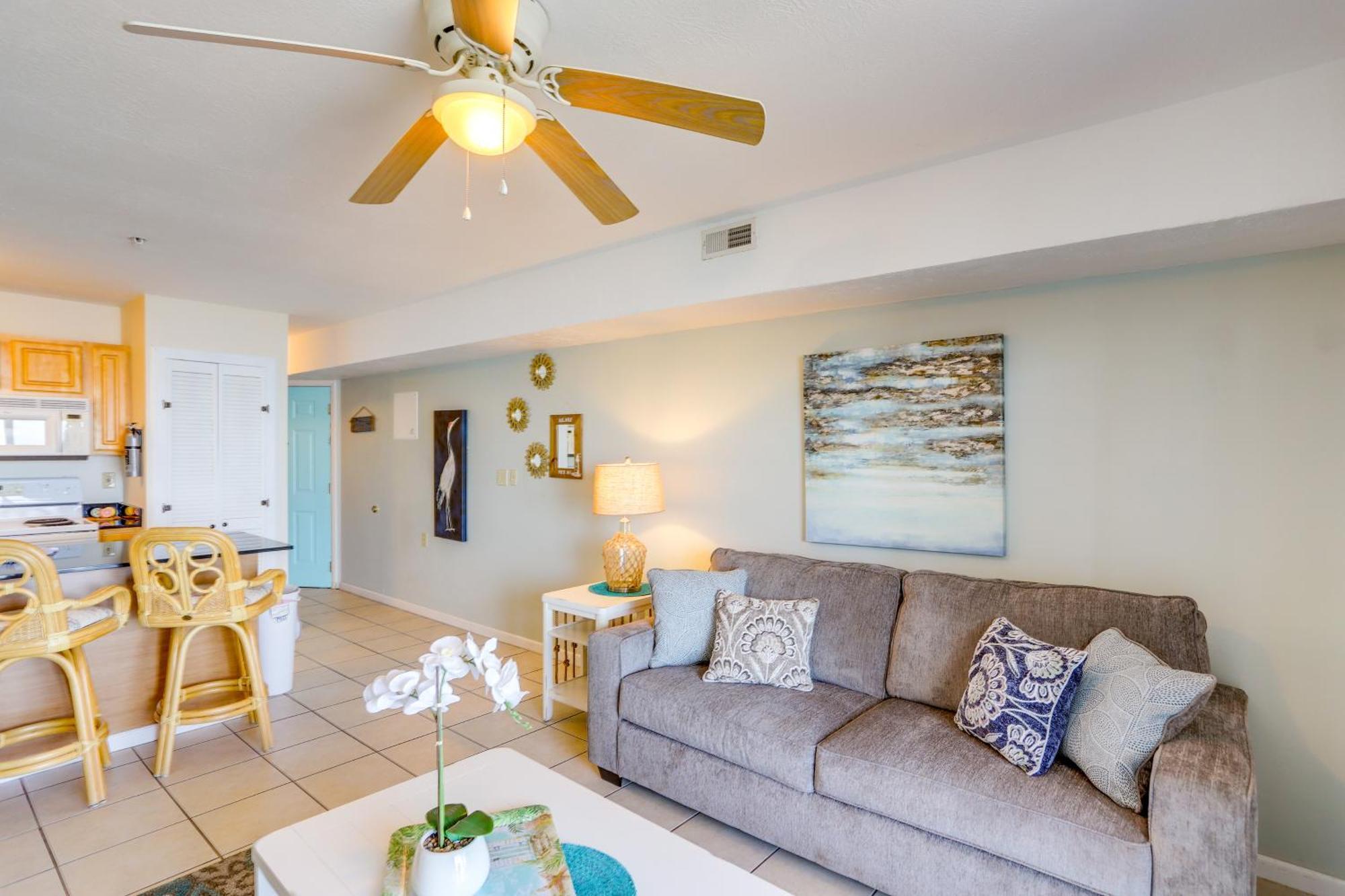 Waterfront Middle Bass Condo With Pool Access! Put-in-Bay Bagian luar foto