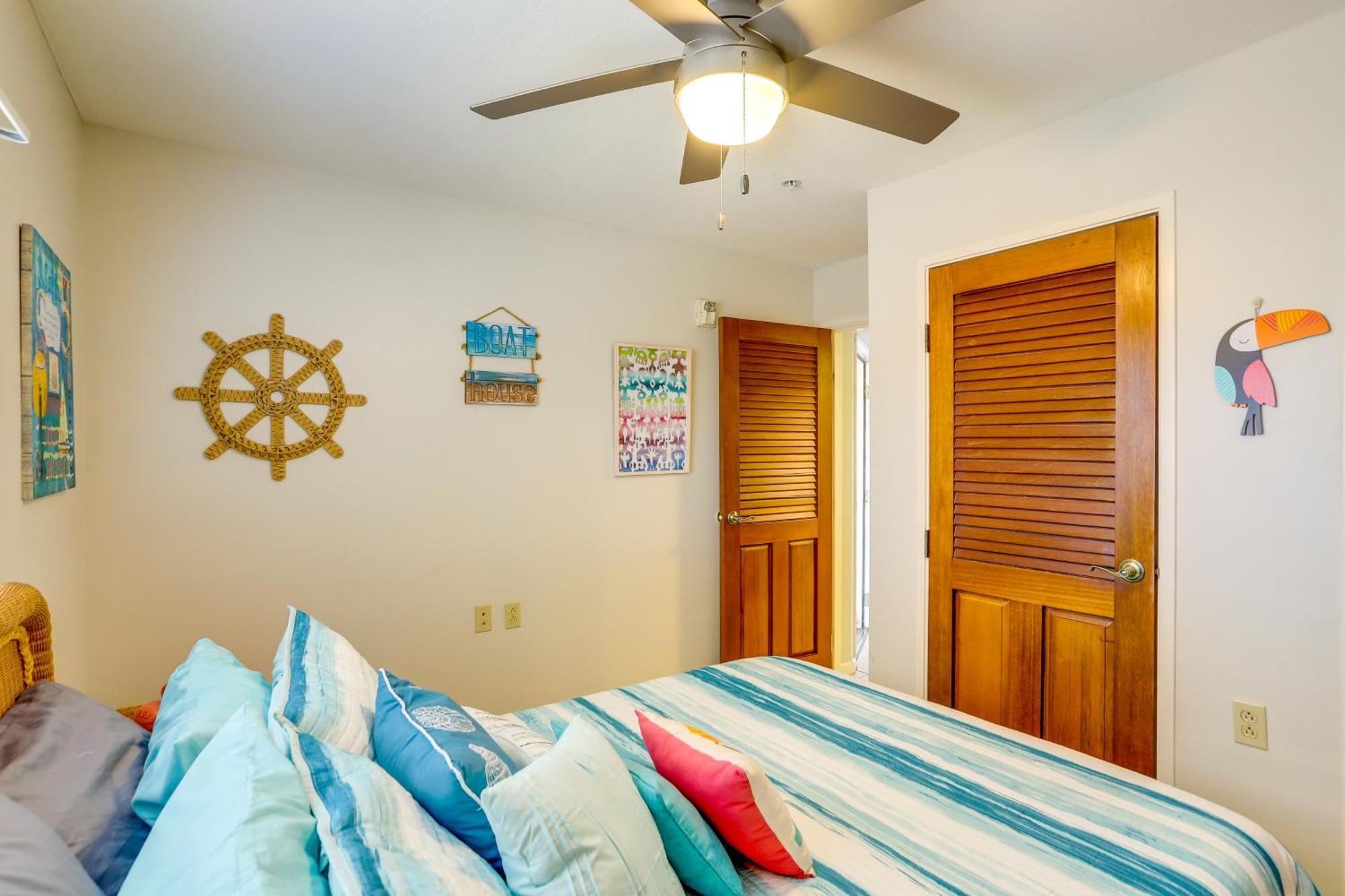 Waterfront Middle Bass Condo With Pool Access! Put-in-Bay Bagian luar foto